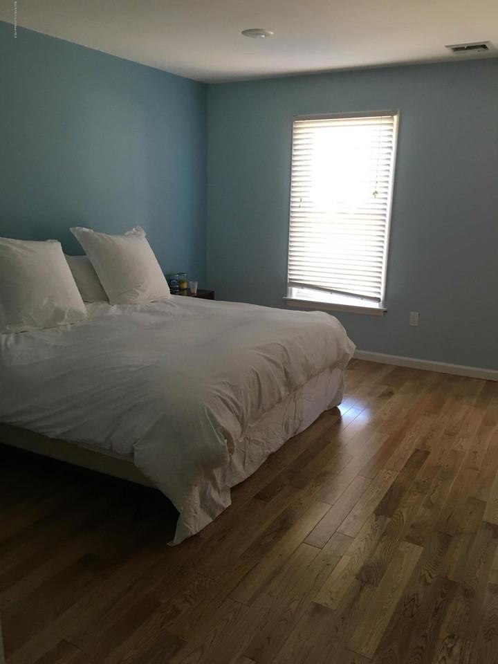 110 Poplar Avenue - Photo 2 of 27