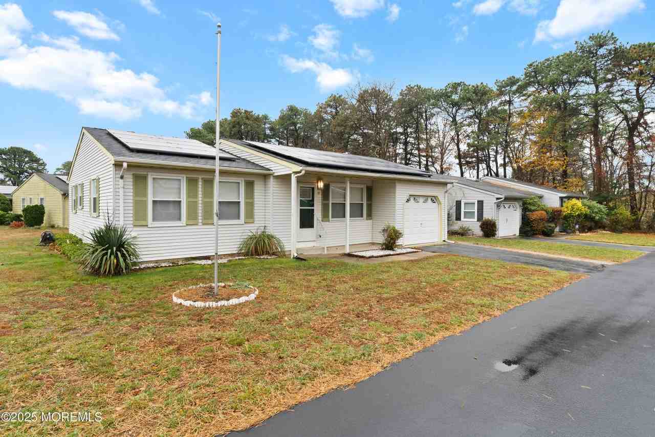 81 Falmouth Ave Unit 72 #72 - Photo 3 of 20