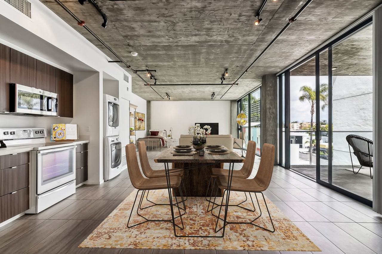 Mr. Robinson Lofts - Photo 6 of 41