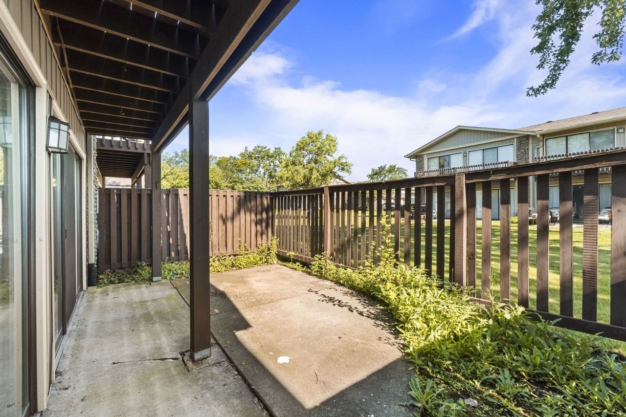 5880 Rembrandt Court #C - Photo 3 of 22