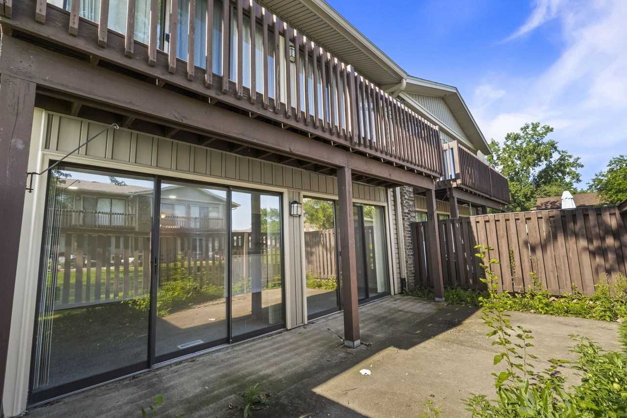 5880 Rembrandt Court #C - Photo 4 of 22