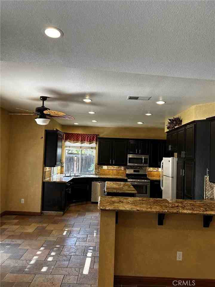 3043 Champion St - Photo 5 of 18