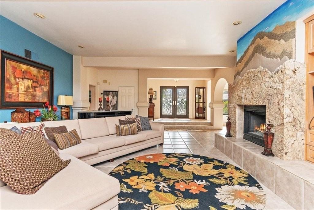 75270 Palm Shadow Dr - Photo 4 of 38