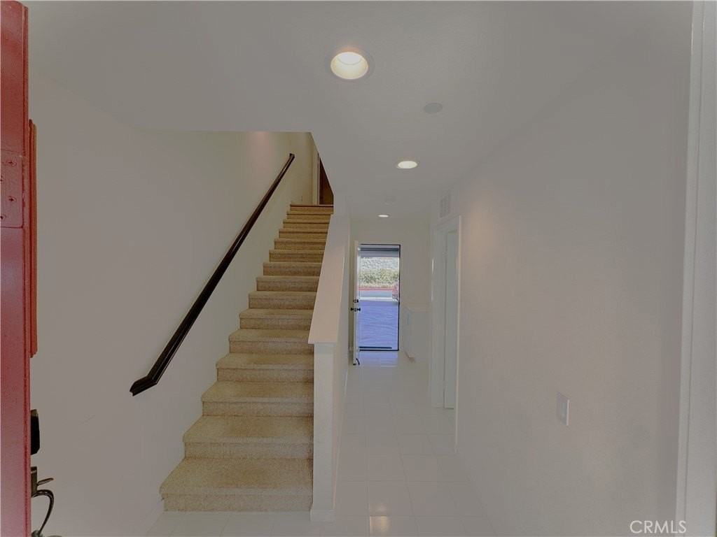 2729 Sunrise Way - Photo 4 of 50