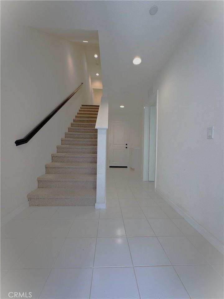 2729 Sunrise Way - Photo 7 of 50