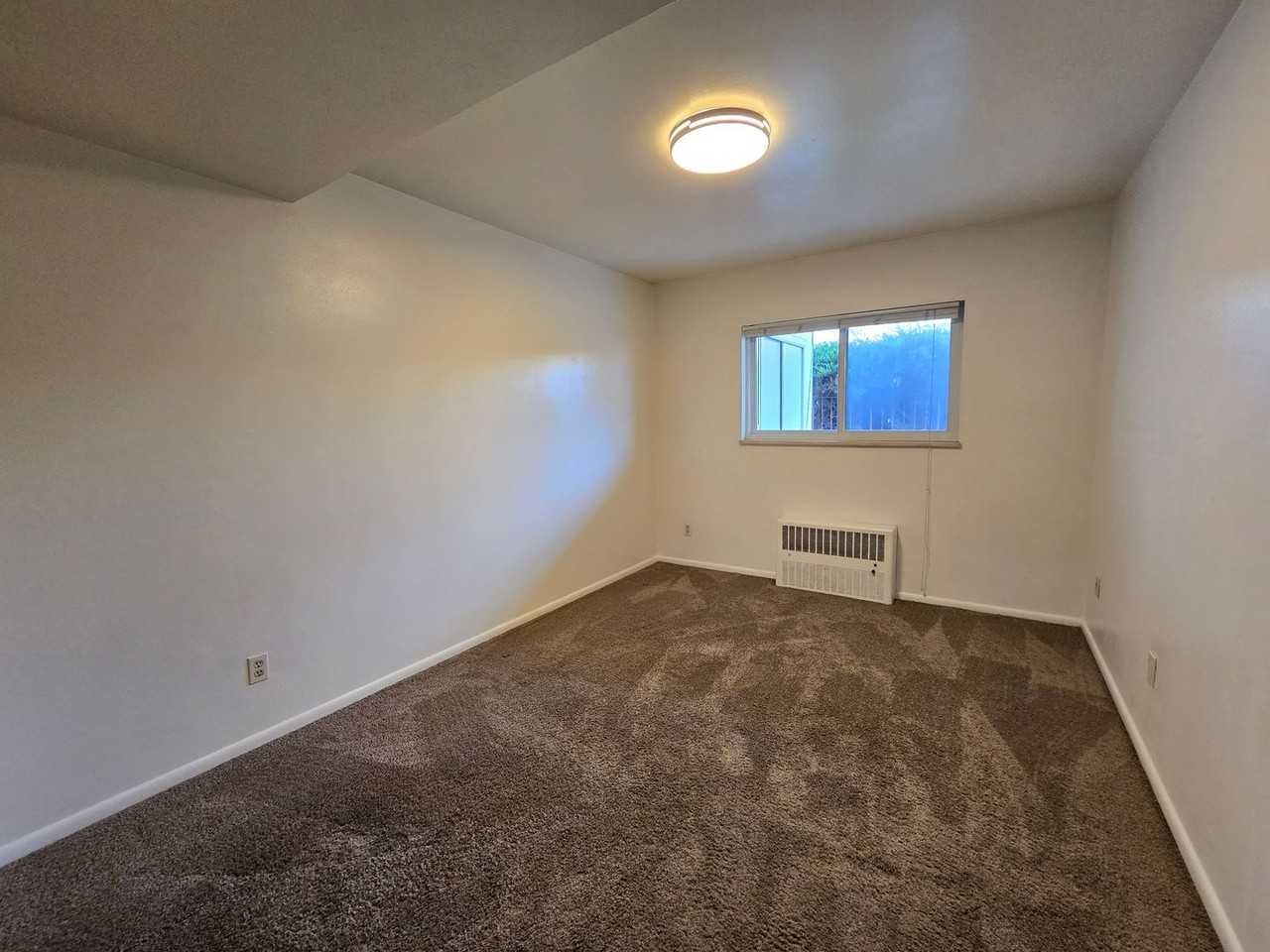 2845 Broadway Street - Photo 7 of 23