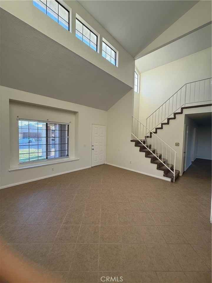 26120 Baldy Peak Dr - Photo 2 of 14