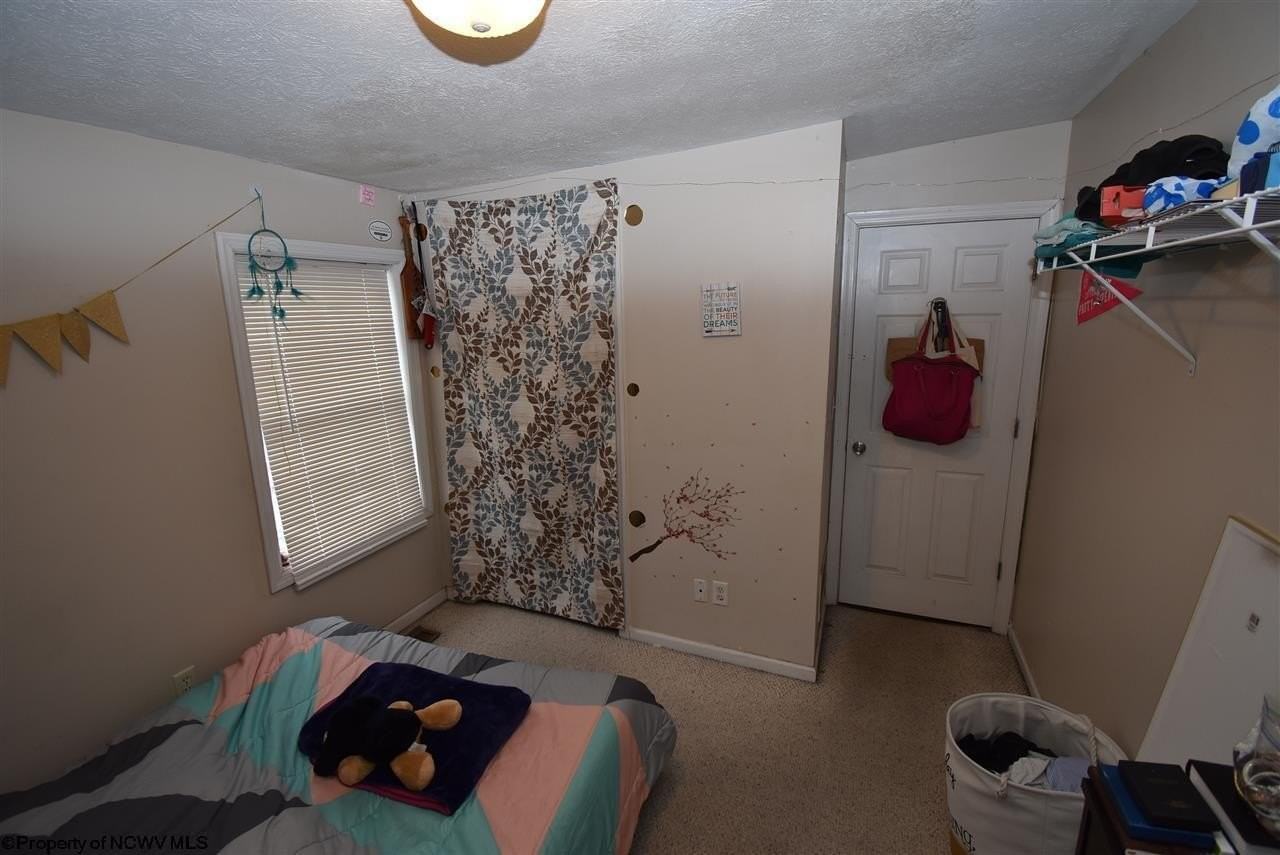 308 4th St - Photo 3 of 16