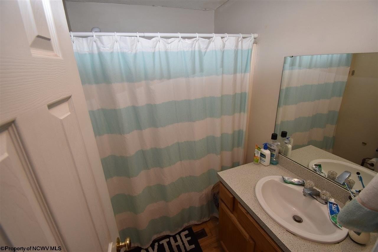 308 4th St - Photo 5 of 16