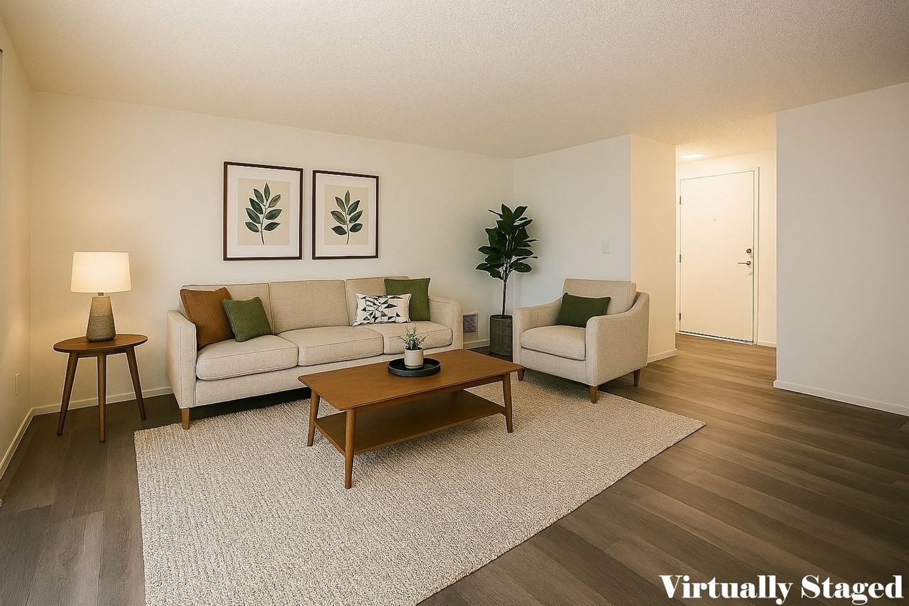 Barclay Square – Where Convenience Meets Community – Up to 1 - Photo 4 of 48