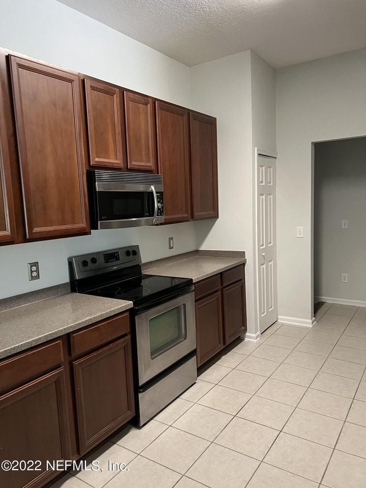 7063 Deer Lodge Circle #110