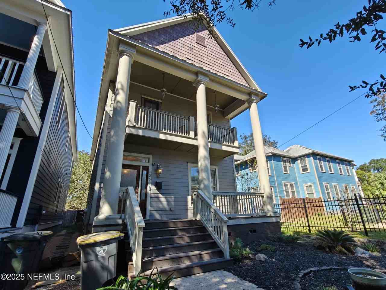 1250 N Liberty St - Photo 3 of 47