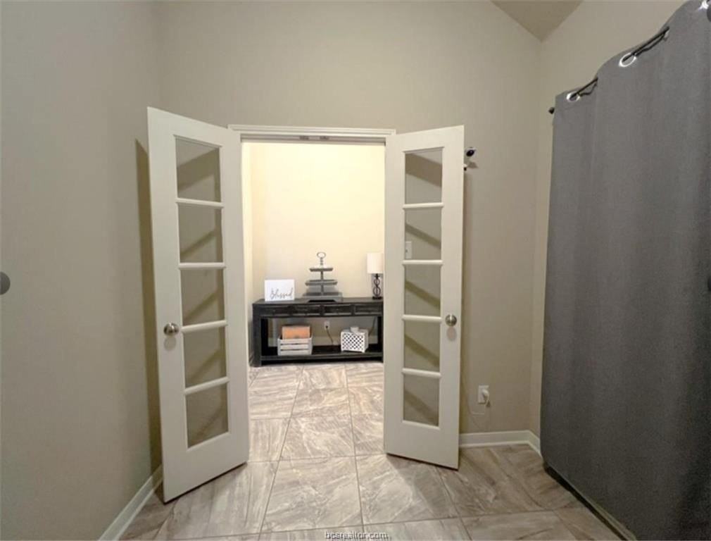 244 Fieldstone Pl - Photo 3 of 20