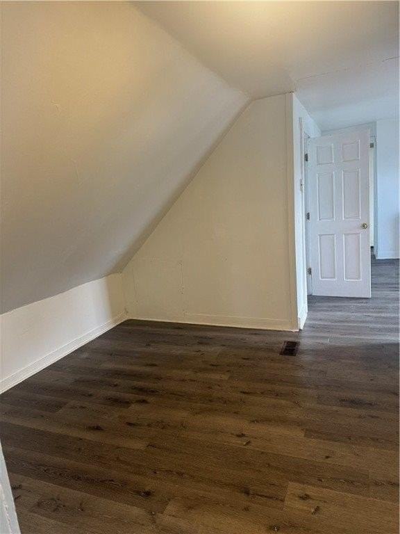 304 1st St - Photo 6 of 12