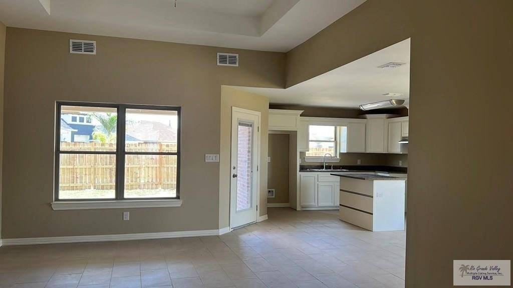 3755 Renata Dr - Photo 2 of 3