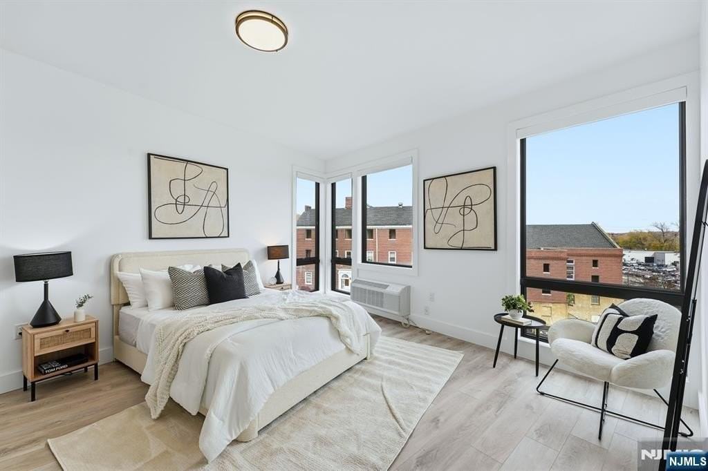 911 E Passaic St - Photo 7 of 13