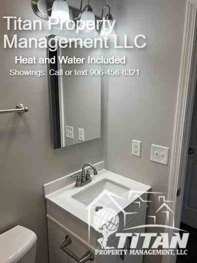 605 Lakeshore Drive - Photo 5 of 32