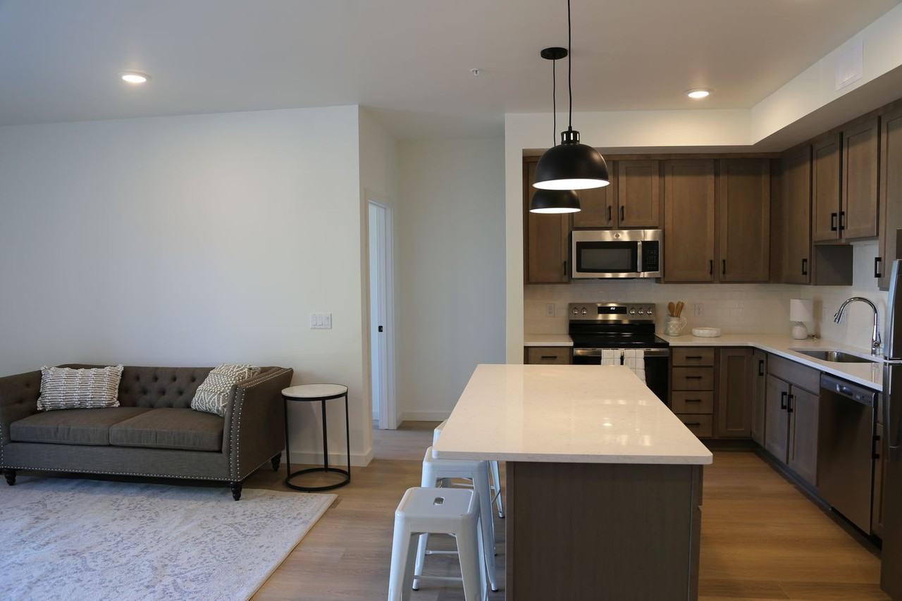 Boatworks Flats - Photo 7 of 16