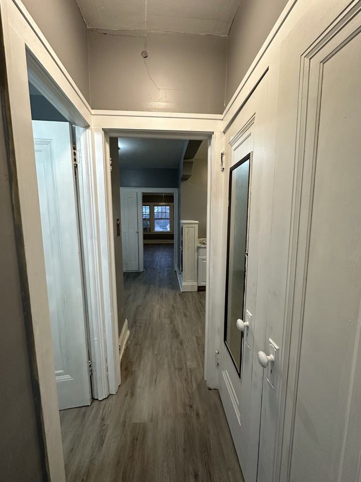 1442 West 101st Street - Photo 3 of 19