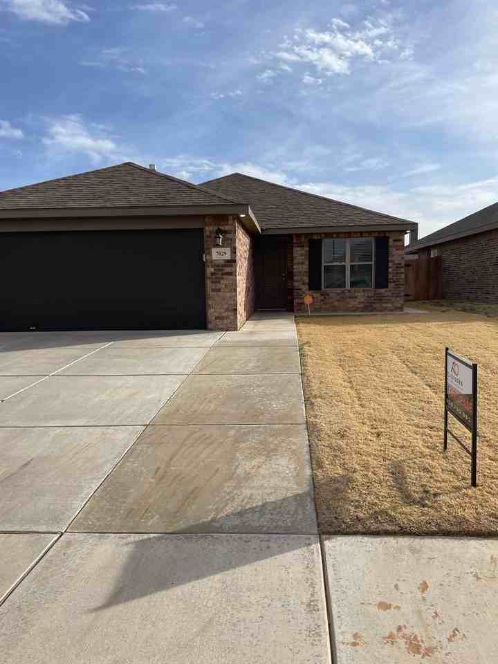 7029 34th Place - Photo 3 of 27