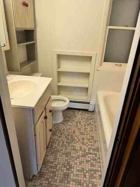 424 Oneida Street Apartment B - Photo 2 of 18