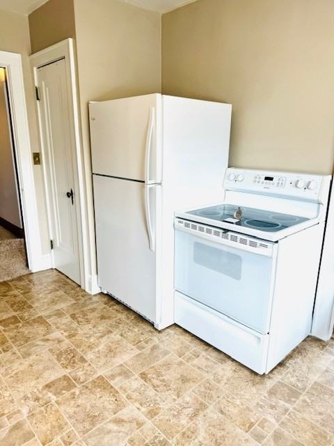 424 Oneida Street Apartment B - Photo 5 of 18