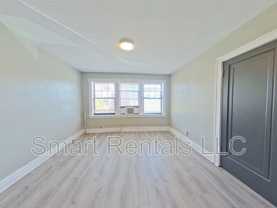 5618 South Grand Boulevard - Photo 1 of 1