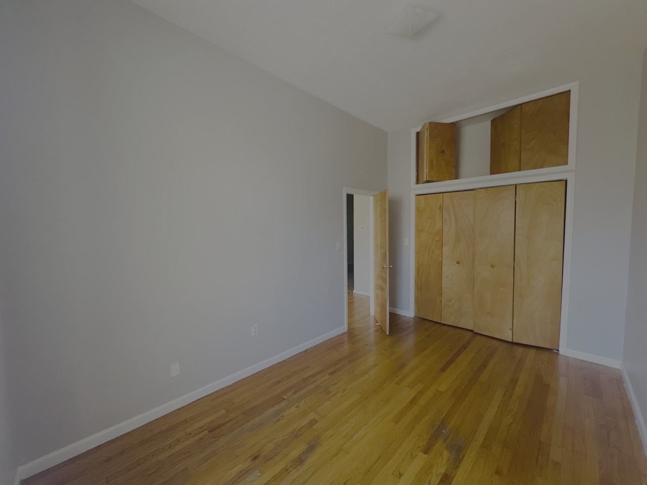 316 North Paca Street - Photo 7 of 8