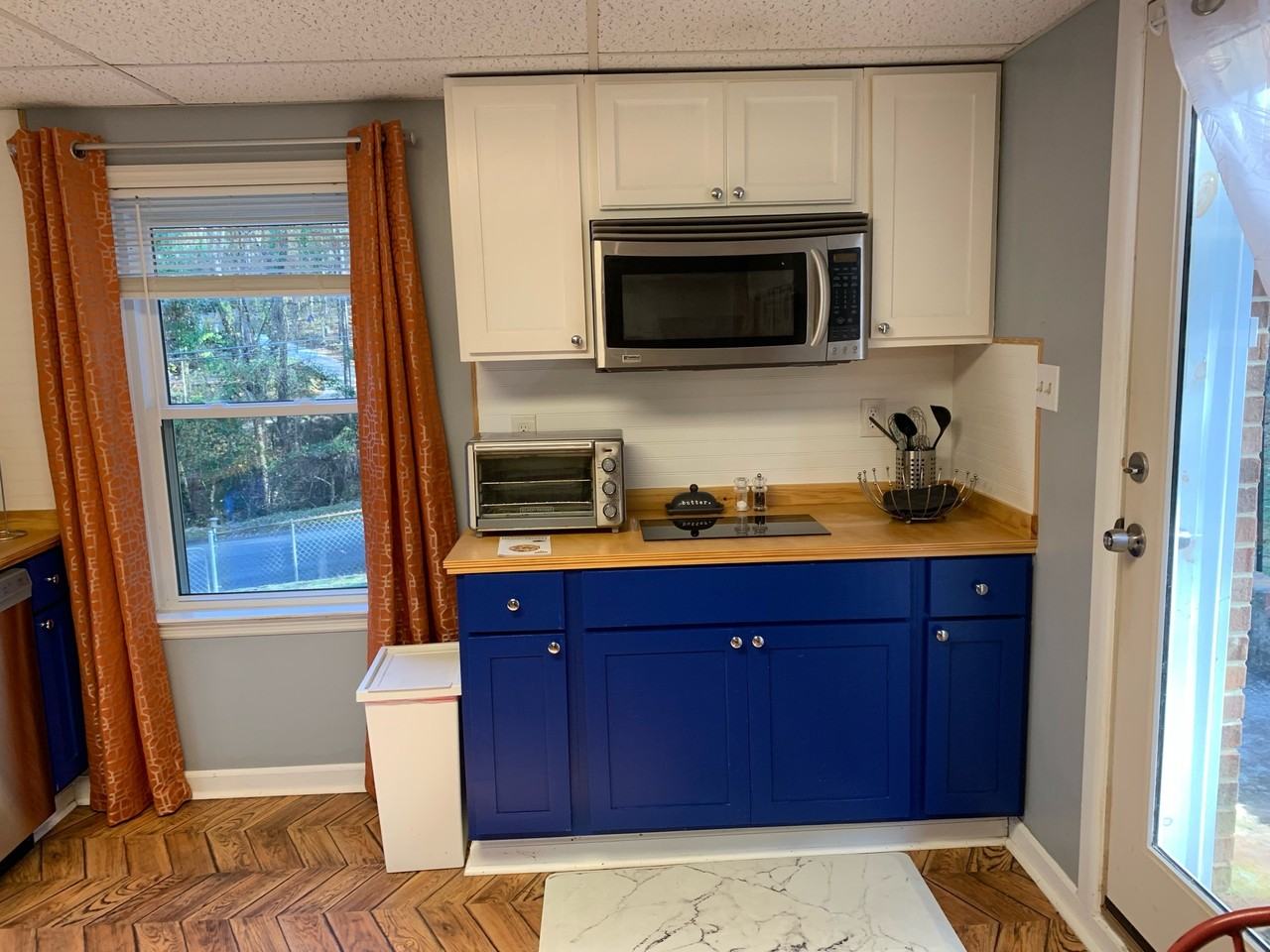 215 Devonshire Drive - Photo 6 of 26