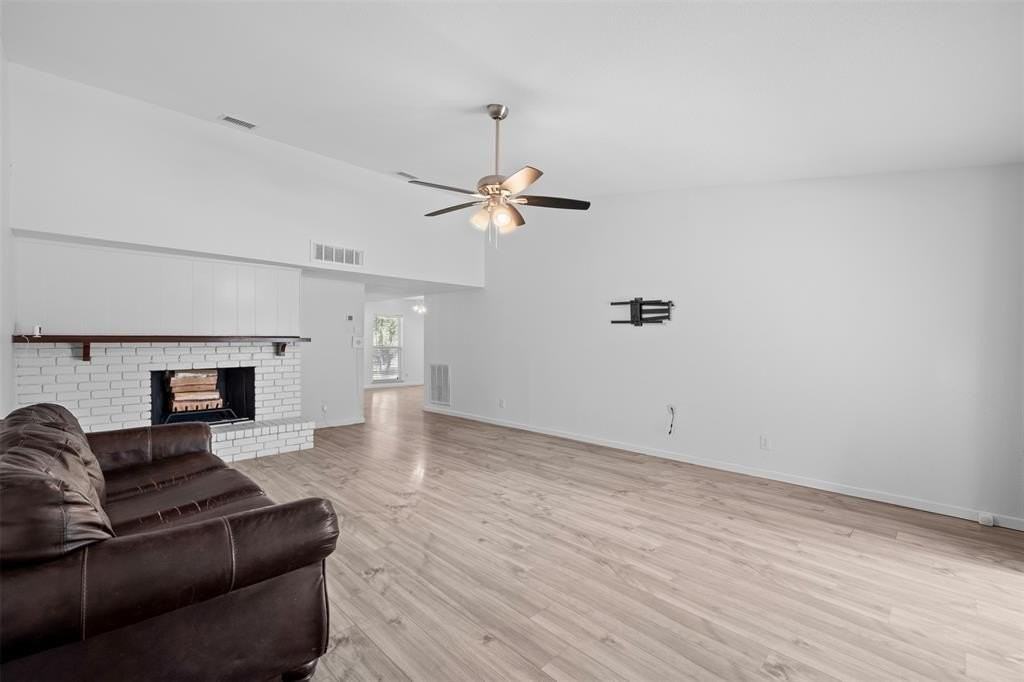 2901 Woodhaven - Photo 7 of 19