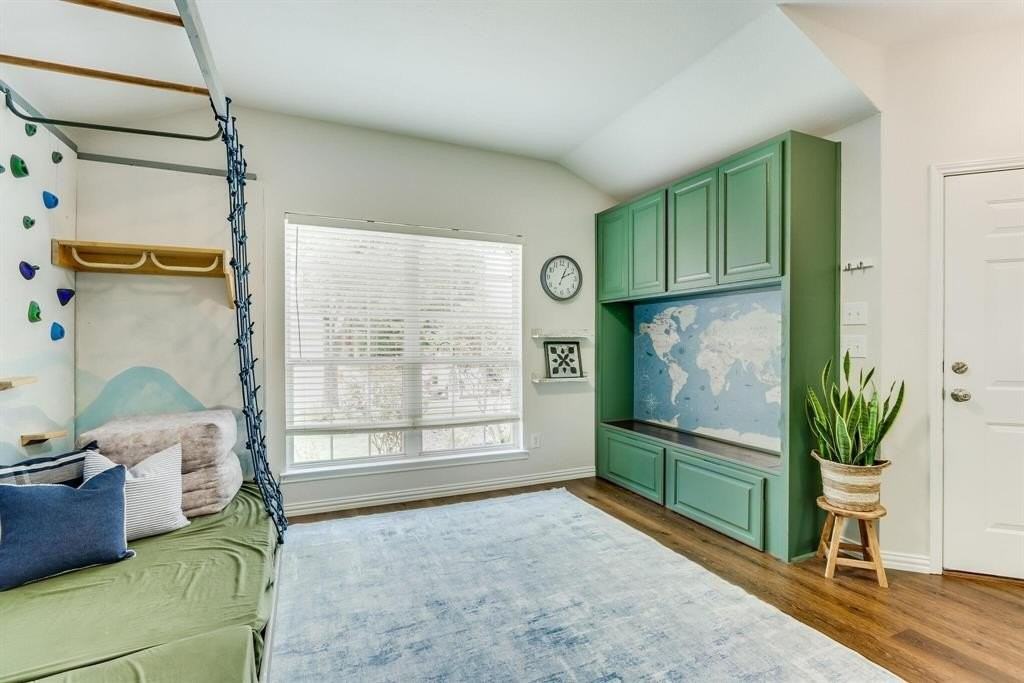 2305 Glenhaven Dr - Photo 4 of 24