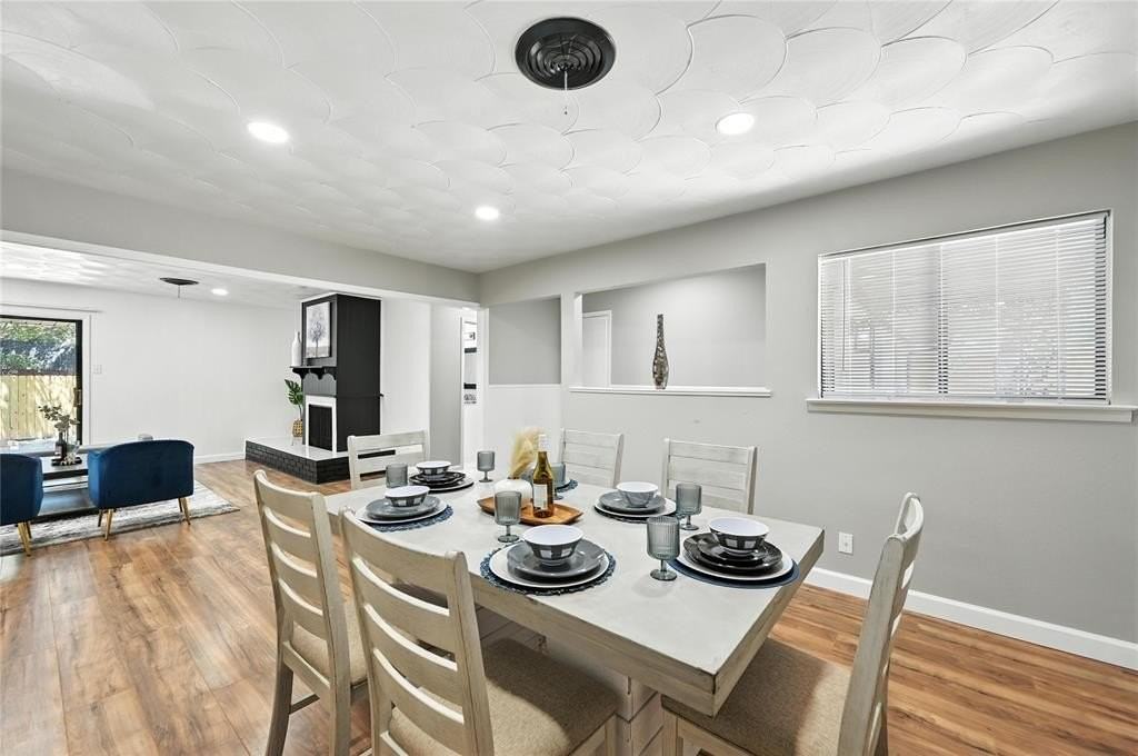 214 W Dorris Dr - Photo 3 of 22