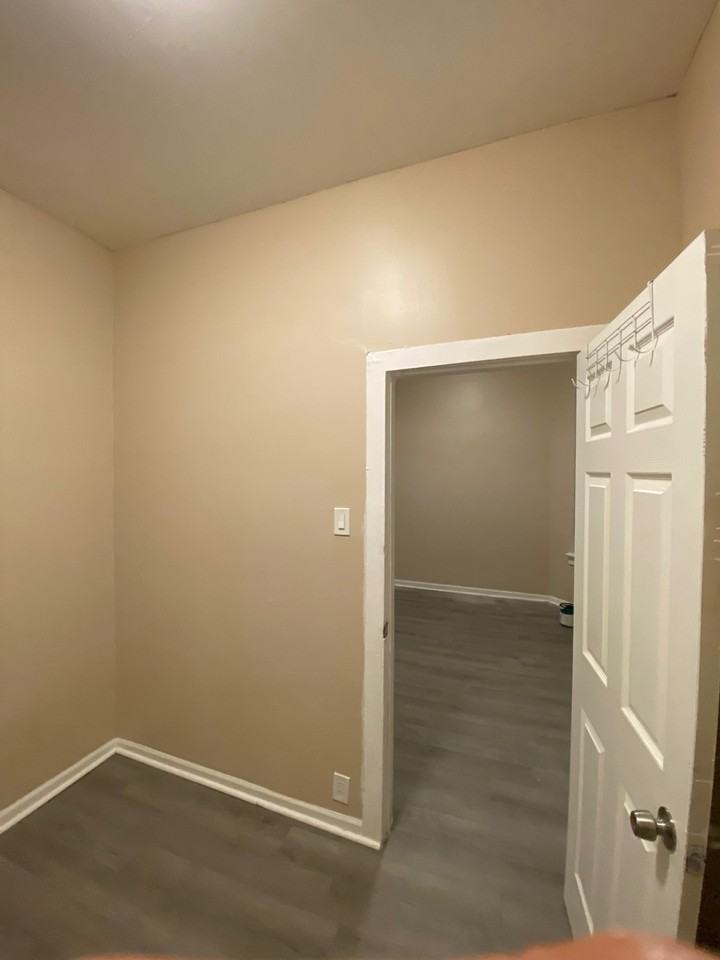 1310 South Sawyer Avenue - Photo 3 of 15