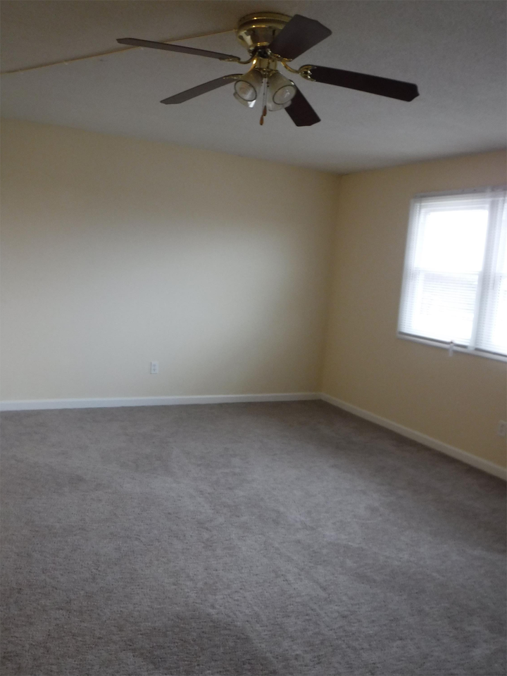 The Oaks - Photo 7 of 50