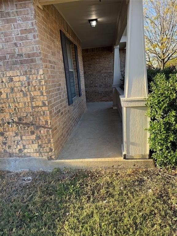 1208 Concho Trl - Photo 5 of 21