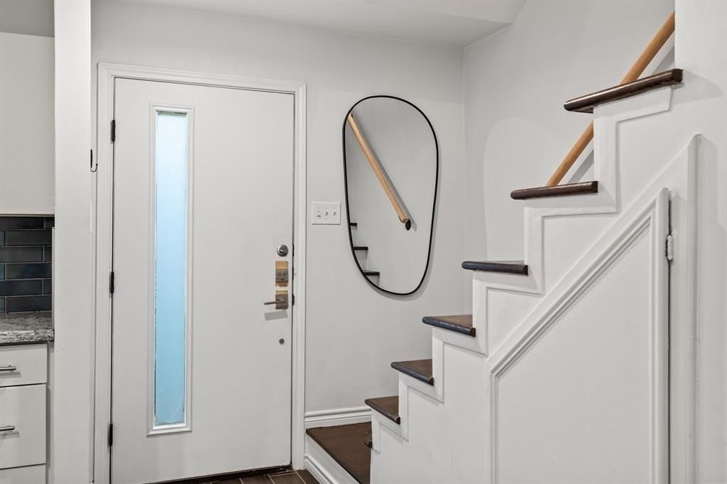 4306 Buena Vista Street #102B - Photo 6 of 28