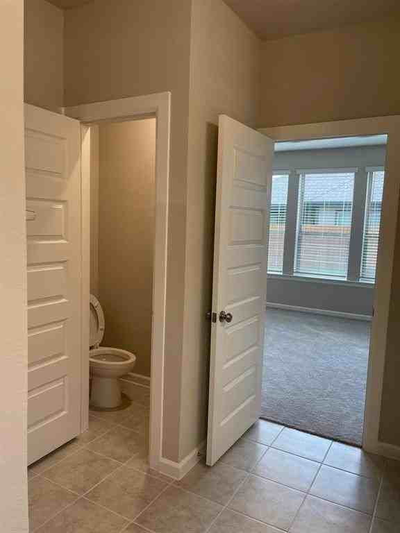 5529 Blue Point Lane - Photo 7 of 15