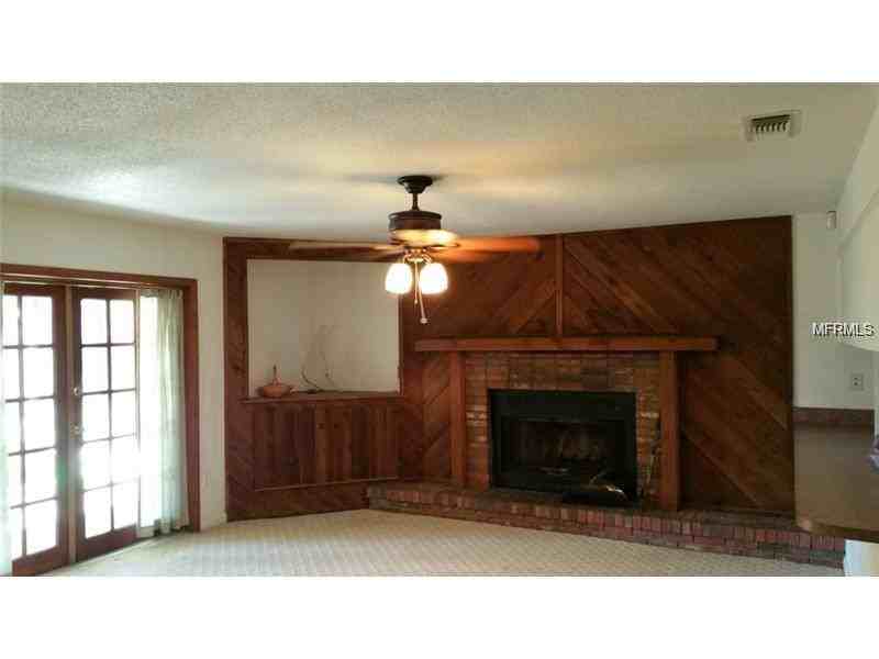 1729 Dooley Ln - Photo 3 of 3