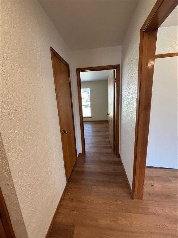 702 Matthews Ct - Photo 4 of 11