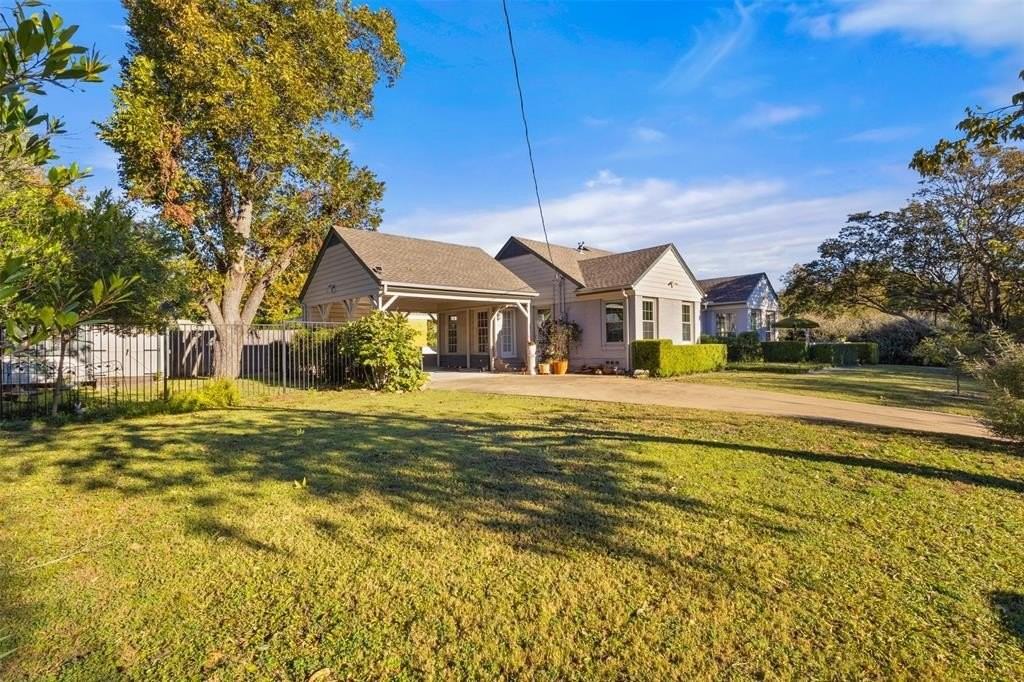 9461 Waterview Rd - Photo 3 of 40