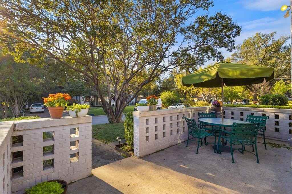 9461 Waterview Rd - Photo 6 of 40