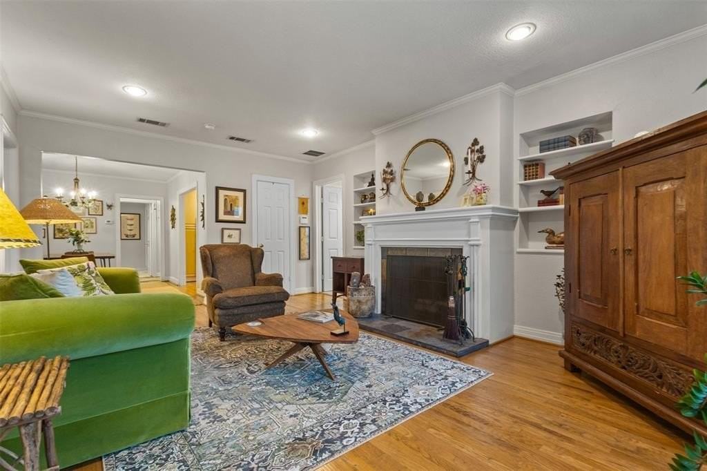 9461 Waterview Rd - Photo 7 of 40