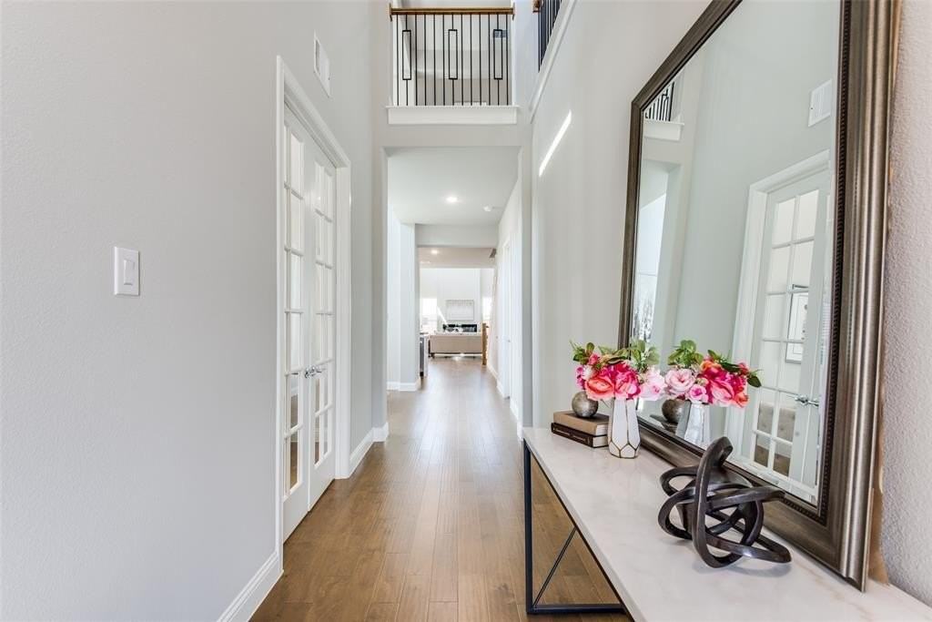 840 Belltown Dr - Photo 3 of 36