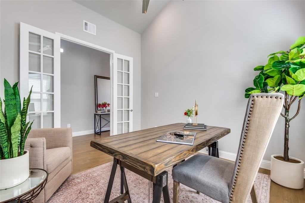 840 Belltown Dr - Photo 5 of 36