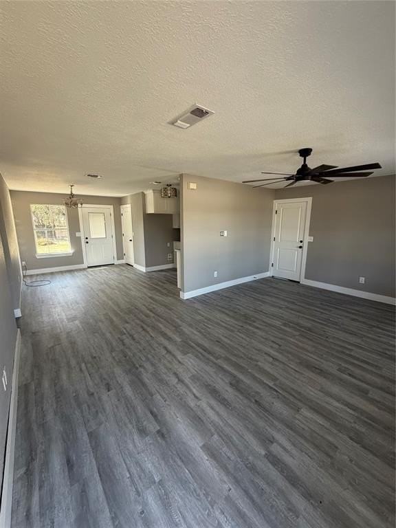 6801 Lakeview Dr - Photo 2 of 9