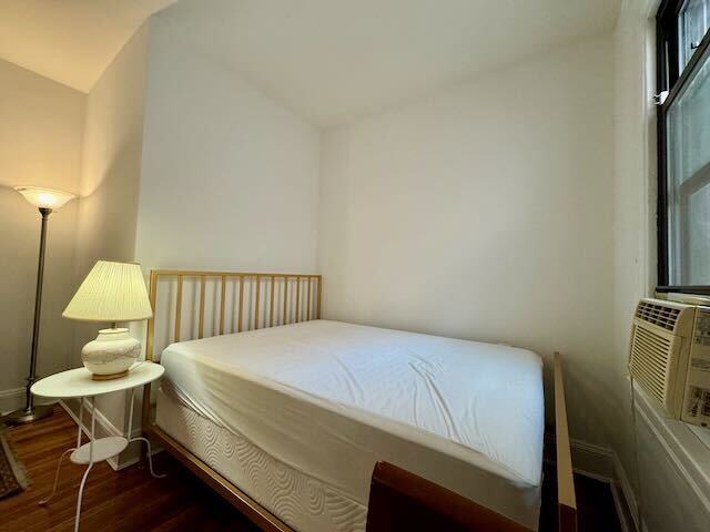 President Adams - Photo 3 of 23