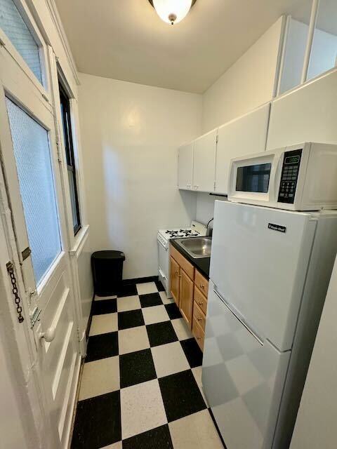 President Adams - Photo 6 of 23