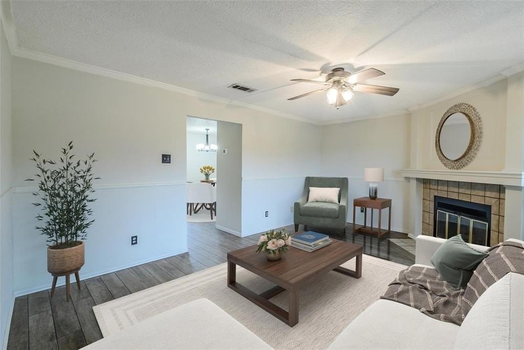 929 Vedral Pl #929 - Photo 2 of 24