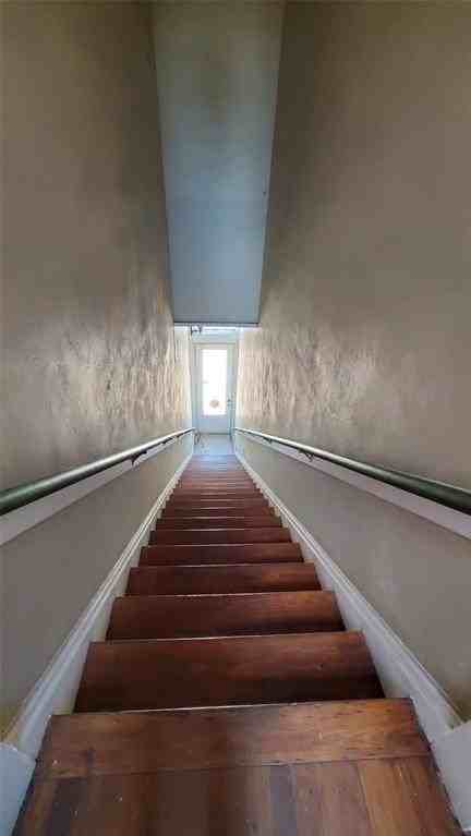 109 Nw 20th St #205 - Photo 3 of 18