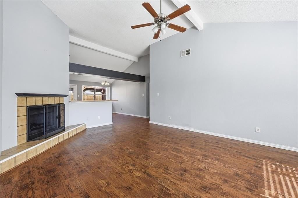 2425 Oakmont Dr - Photo 5 of 19